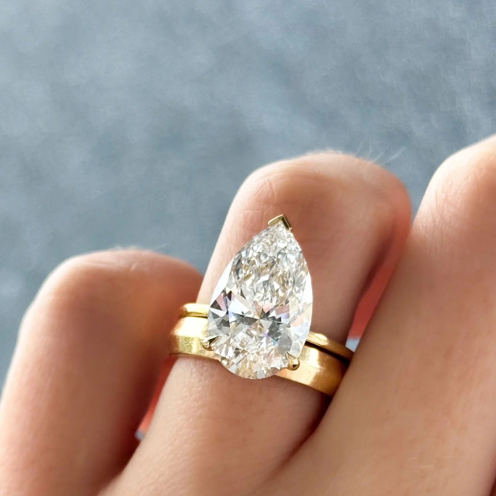 Butter Knife Edge Wedding Band (4mm) - Image 8