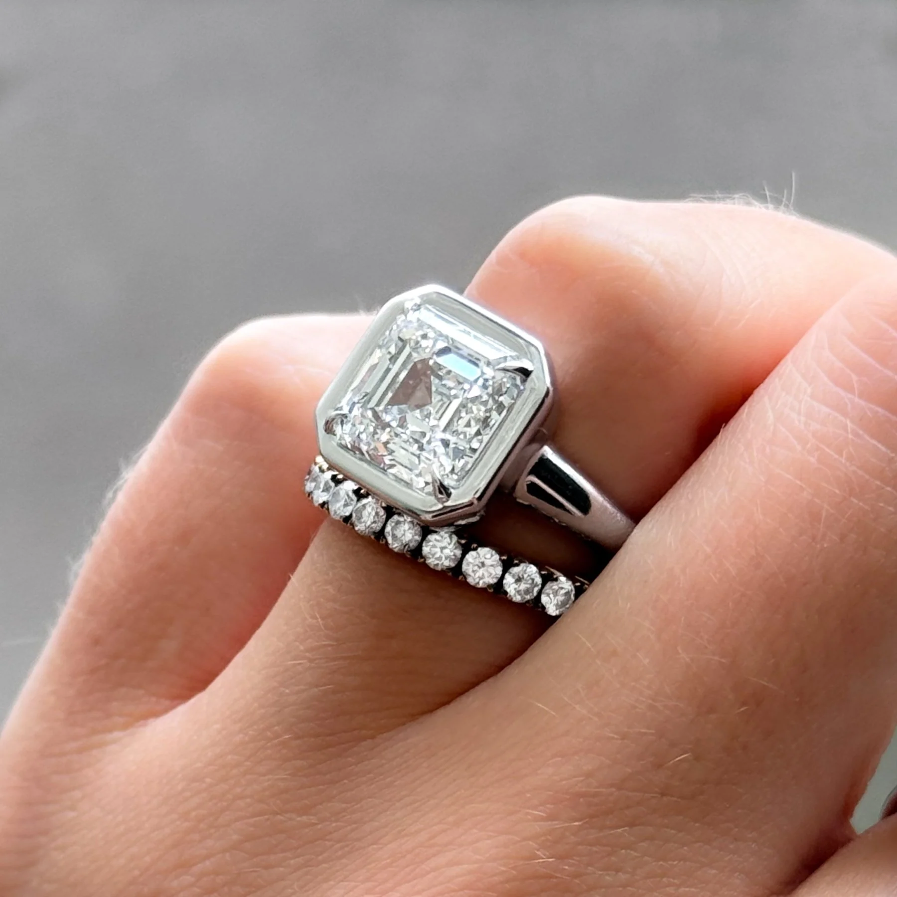 Club Ring Solitaire Engagement Ring With an Asscher Cut Diamond - Image 5