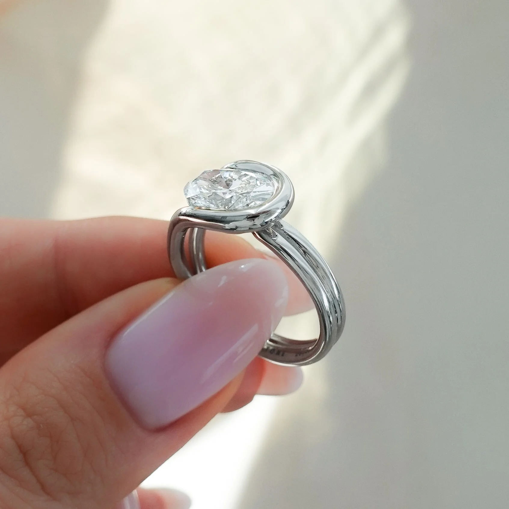 Lasso Engagement Ring with Oval Cut Diamond - Image 8