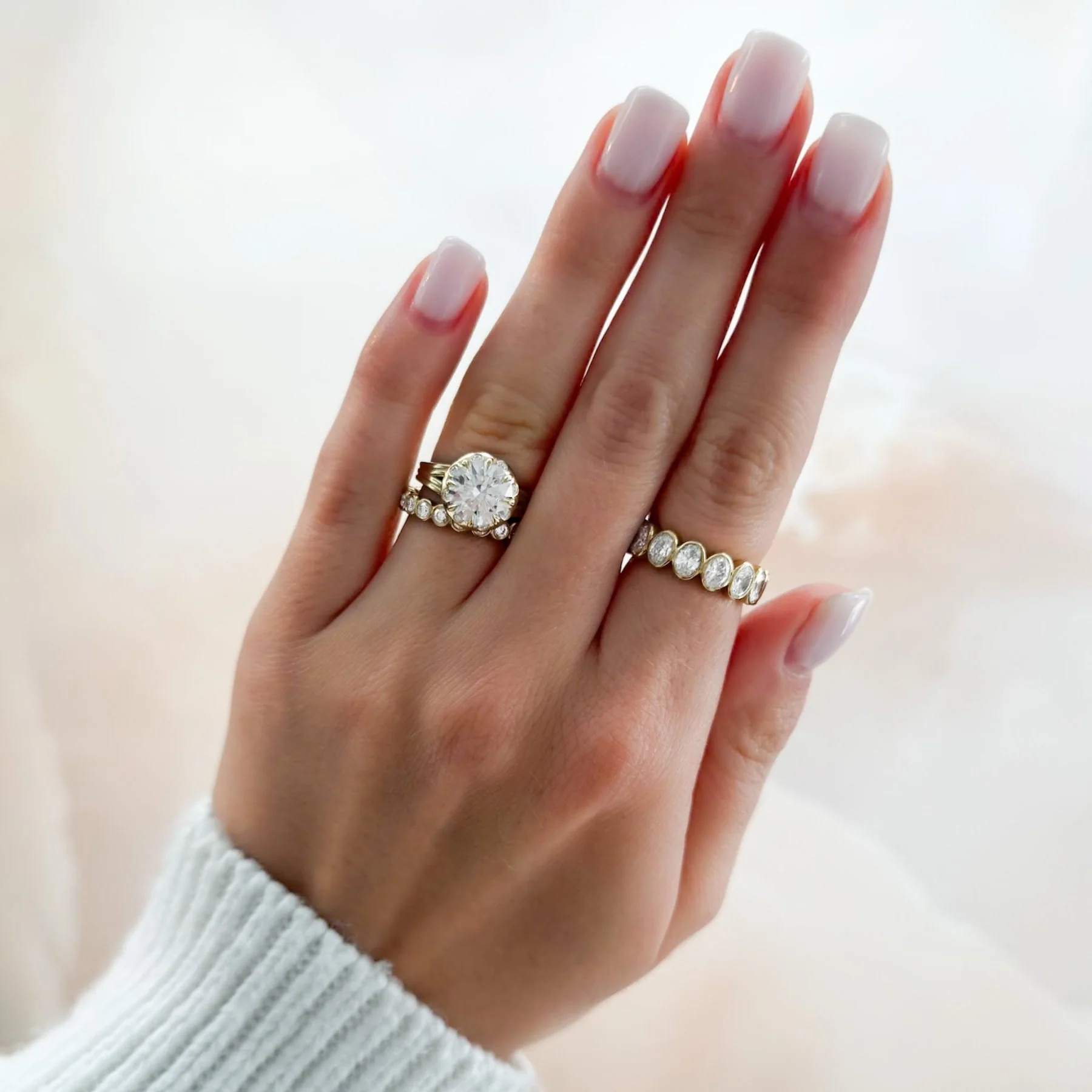 Solara Split Shank Engagement Ring with Round Cut Diamond - Image 5