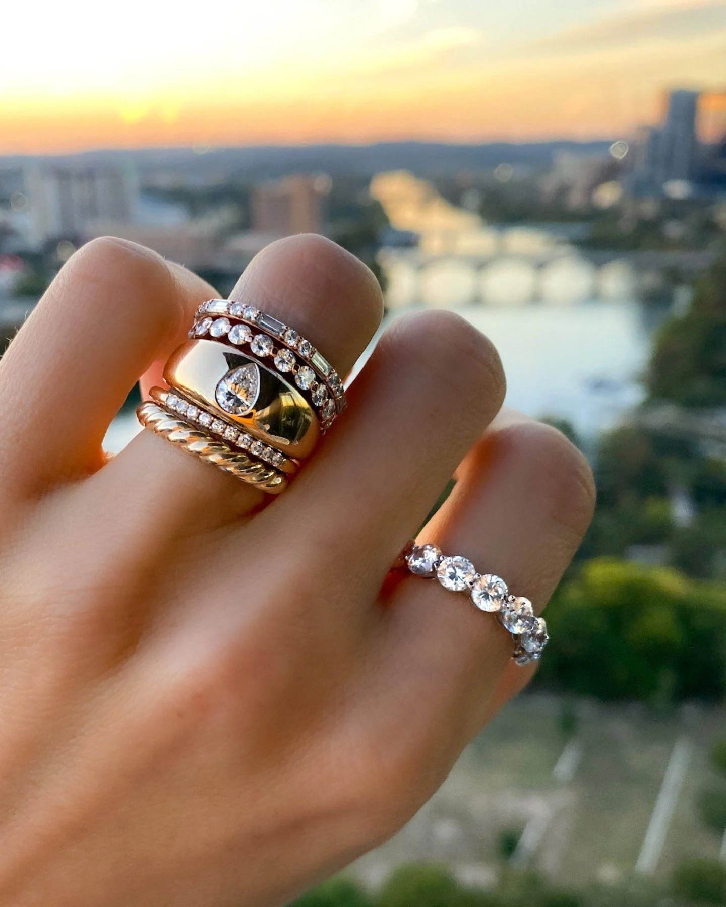 Solstice Wedding Band - Image 7